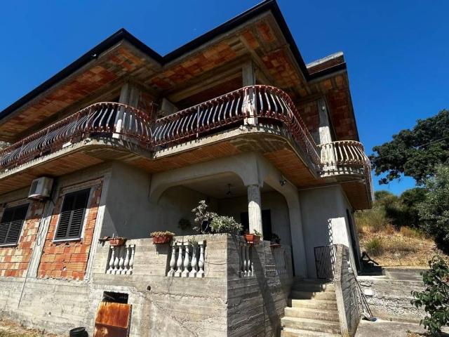 Villa in vendita a Ardore RC