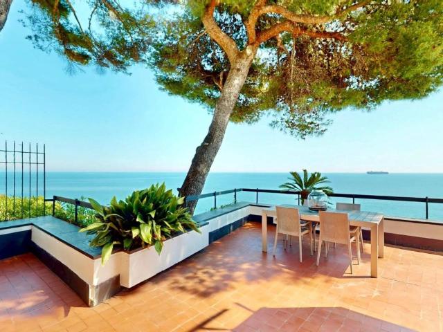 Villa in vendita a Arenzano