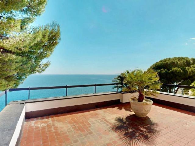 Villa in vendita a Arenzano GE