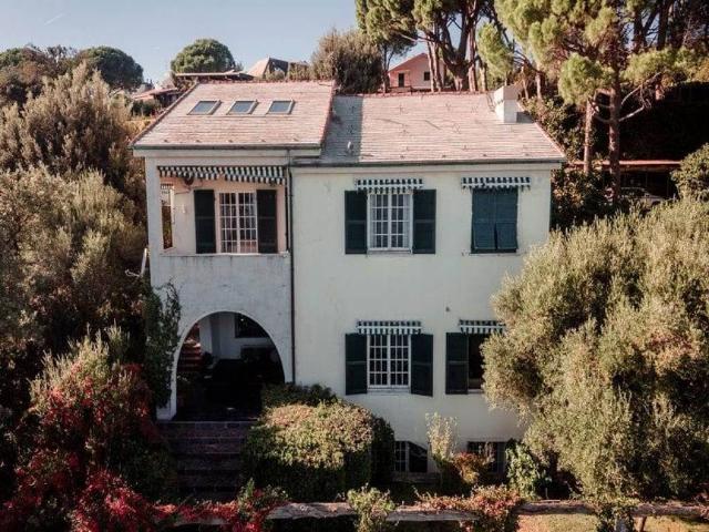 Villa in vendita a Arenzano GE