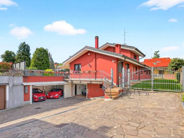 Villa in vendita a Arese MI