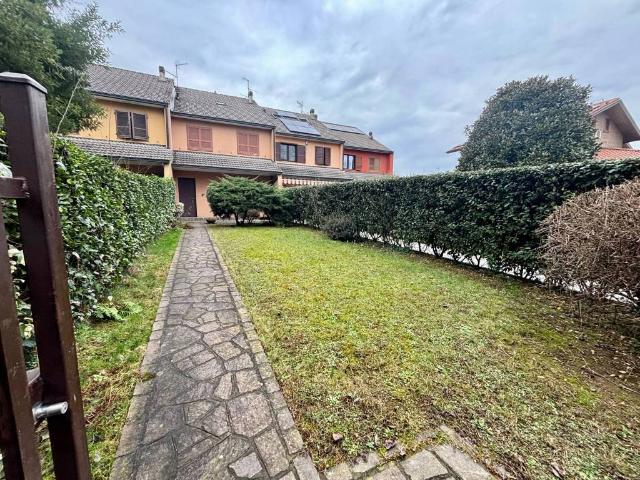 Villa in vendita a Arese MI