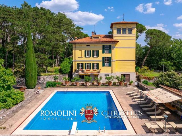 Villa in vendita a Arezzo AR