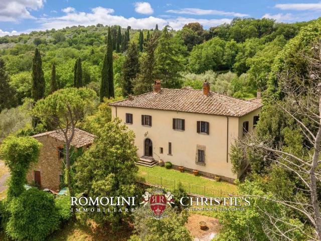 Villa in vendita a Arezzo AR
