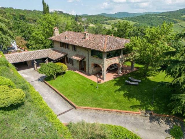 Villa in vendita a Arezzo AR
