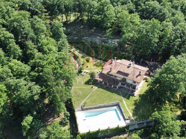Villa in vendita a Arezzo AR
