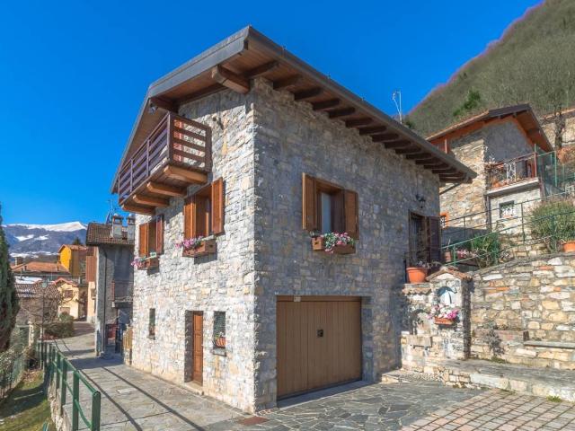 Villa in vendita a Argegno CO