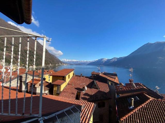 Villa in vendita a Argegno CO
