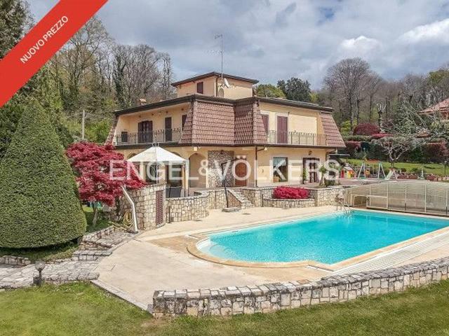 Villa in vendita a Ariccia
