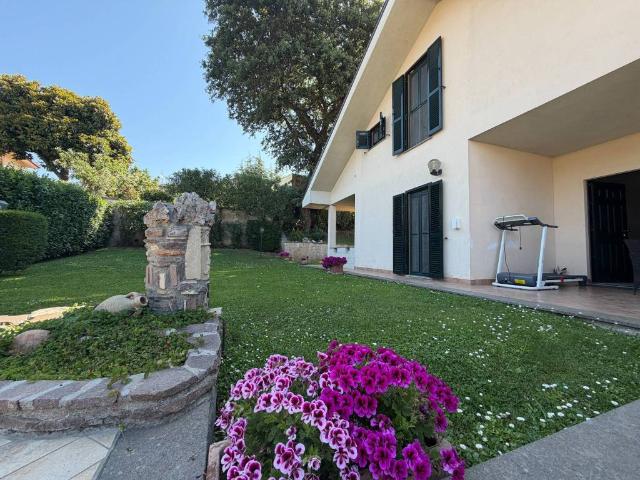 Villa in vendita a Ariccia RM