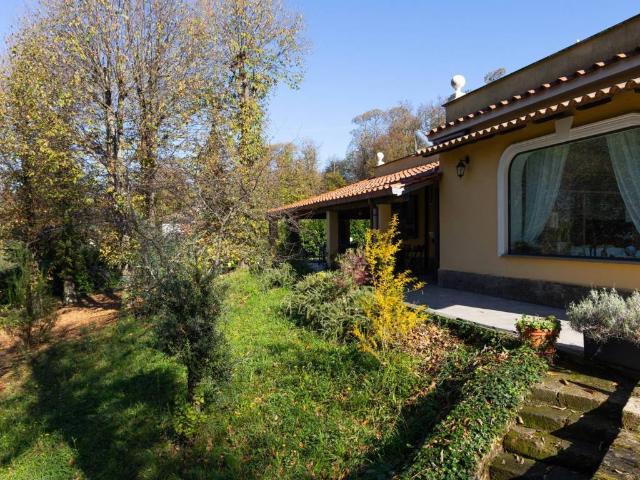 Villa in vendita a Ariccia RM
