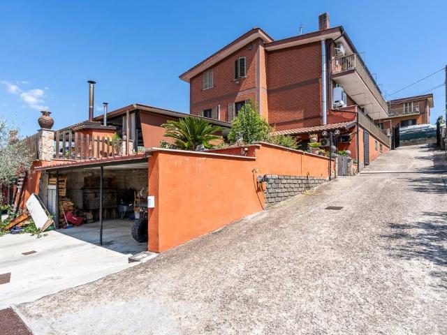 Villa in vendita a Ariccia RM