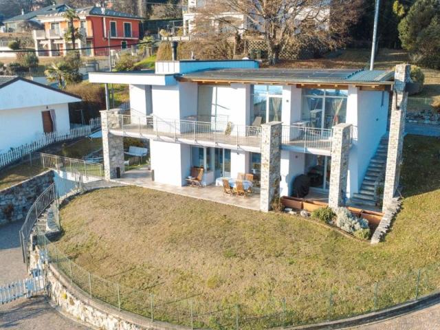 Villa in vendita a Arizzano VB