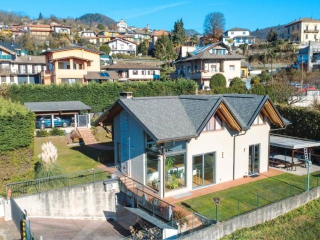 Villa in vendita a Arizzano VB