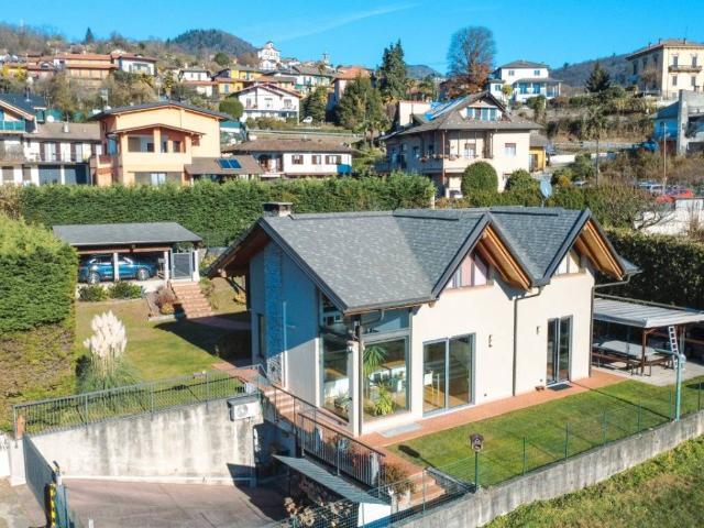 Villa in vendita a Arizzano VB
