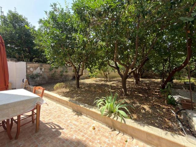 Villa in vendita a Arnesano LE