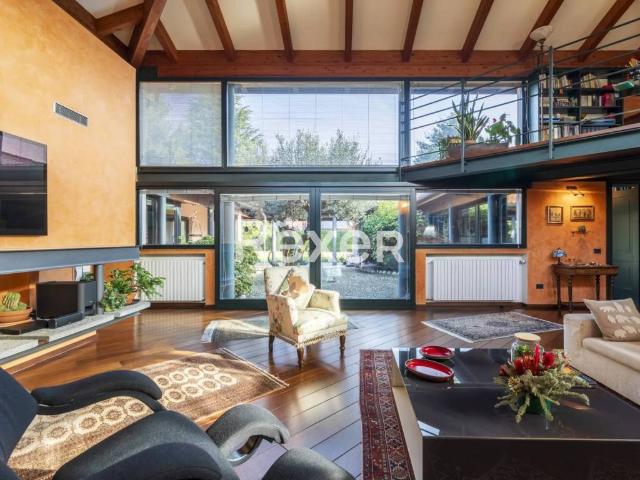 Villa in vendita a Arsago Seprio VA
