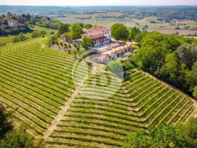 Villa in vendita a Asti