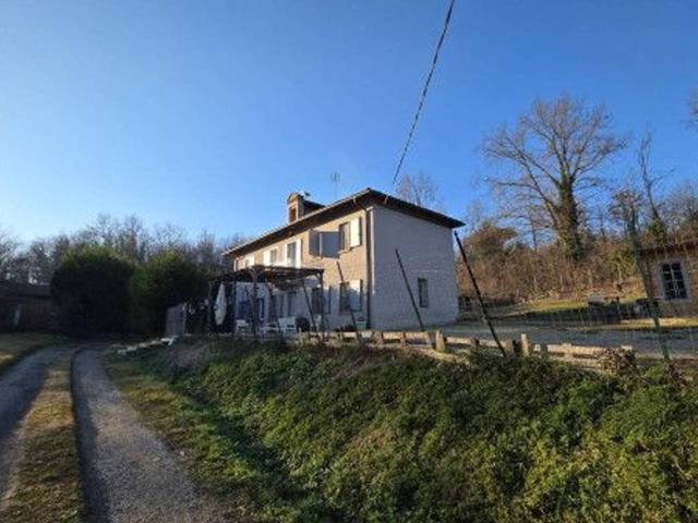 Villa in vendita a Asti