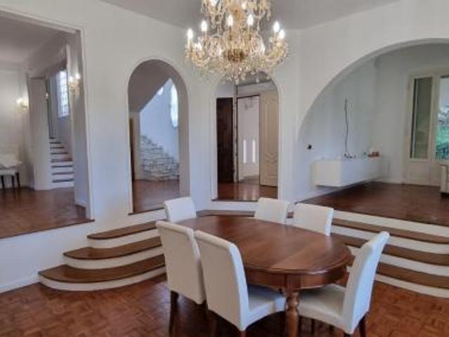 Villa in vendita a Asciano San Giuliano Terme 430 mq Rif: 1293977