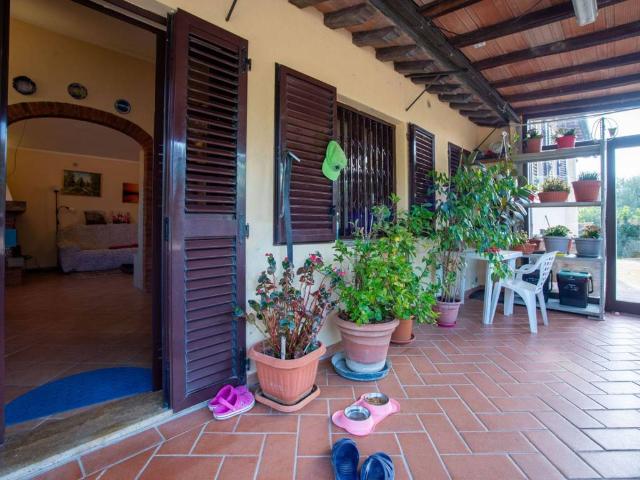 Villa in vendita a Asciano SI