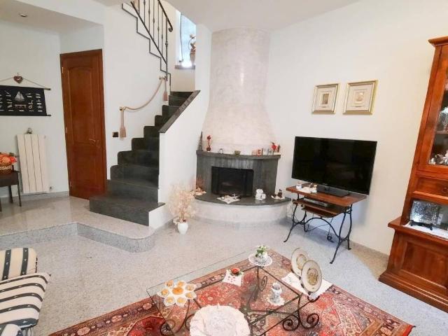 Villa in vendita a Asciano SI