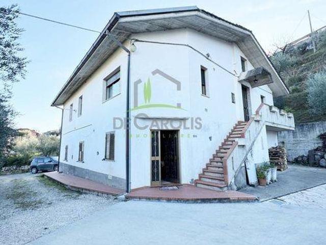 Villa in vendita a Ascoli Piceno AP