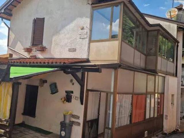 Villa in vendita a Attimis UD
