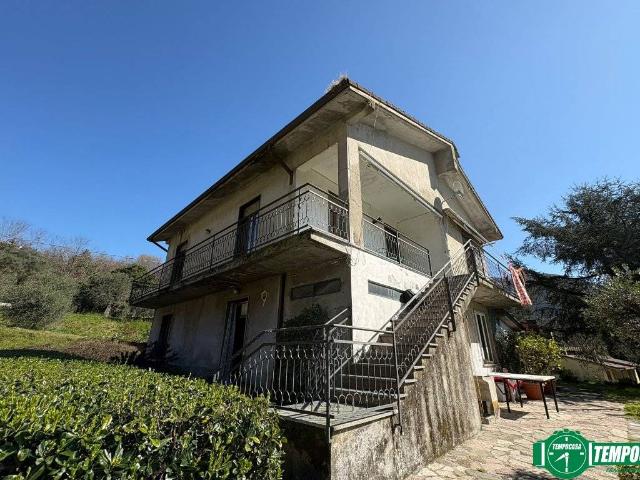 Villa in vendita a Aulla MS