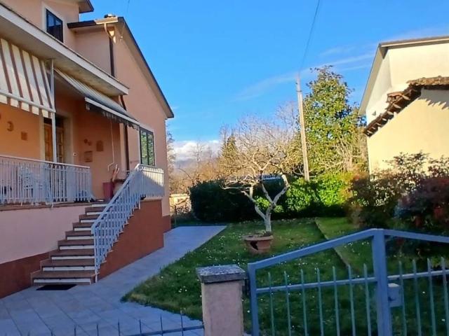 Villa in vendita a Aulla MS