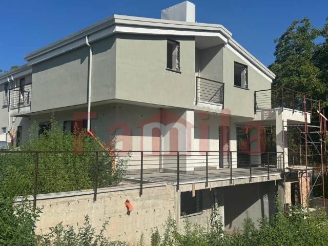Villa in vendita a Avella