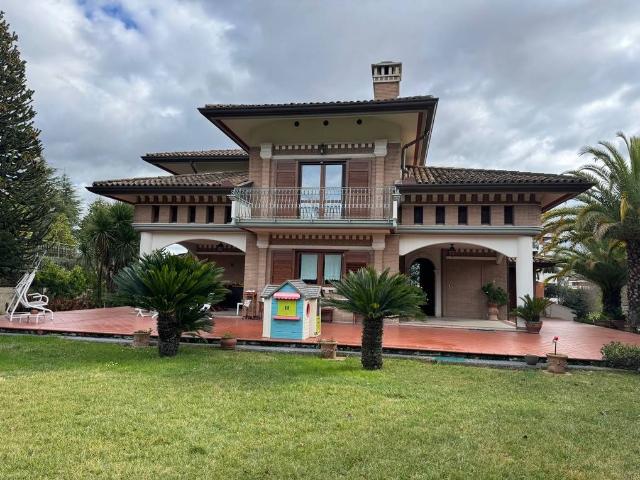 Villa in vendita a Avellino AV