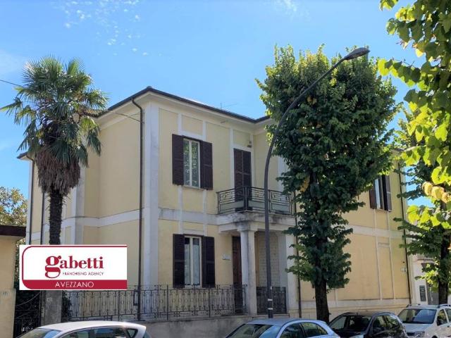 Villa in vendita a Avezzano AQ