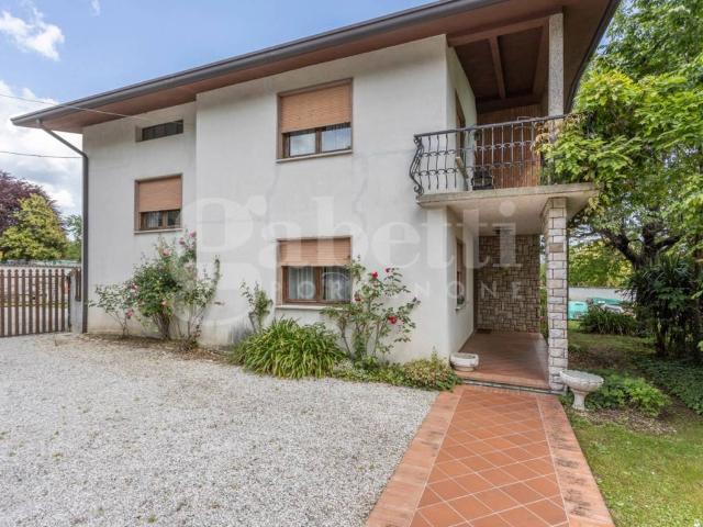 Villa in vendita a Aviano PN