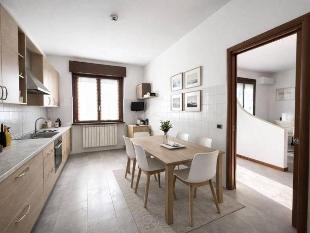 Villa in vendita a Azzano San Paolo BG