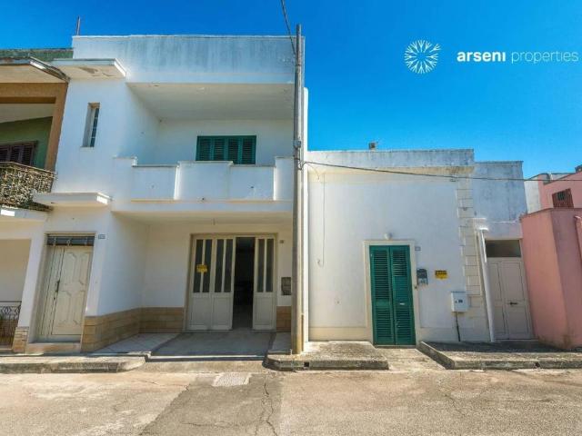 Villa in vendita a Botrugno LE