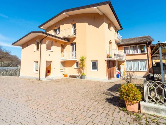 Villa in vendita a Boves CN