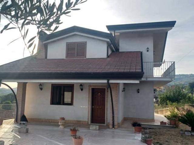 Villa in vendita a Boville Ernica FR