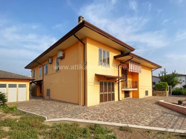 Villa in vendita a Boara Pisani PD