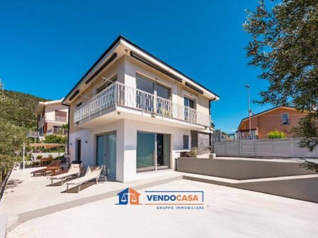 Villa in vendita a Boissano