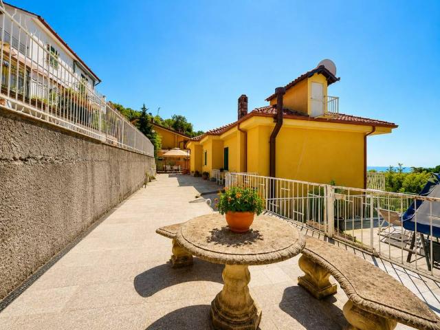 Villa in vendita a Boissano SV
