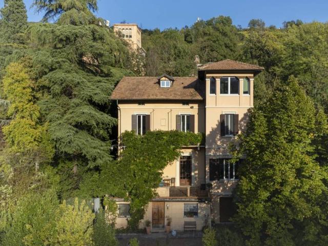 Villa in vendita a Bologna BO