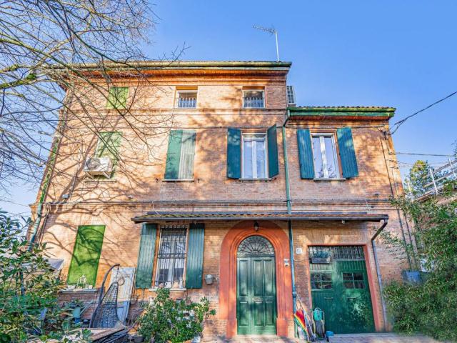 Villa in vendita a Bologna BO