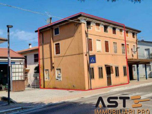 Villa in vendita a Bolzano Vicentino