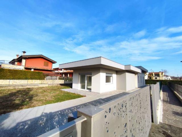 Villa in vendita a Bonate Sopra BG