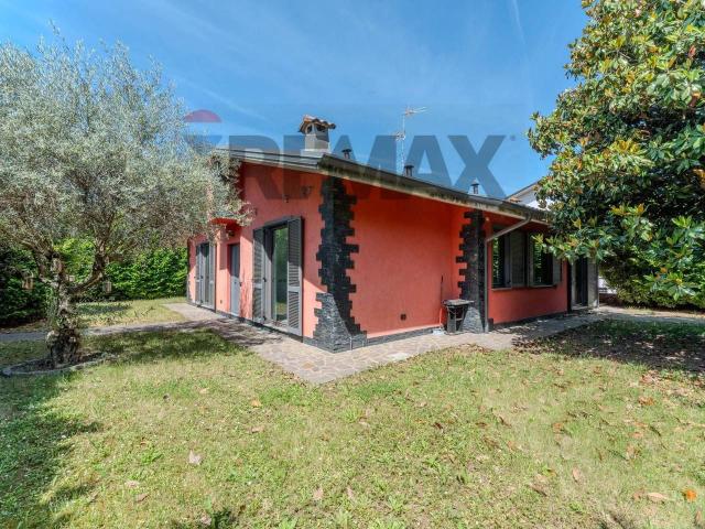 Villa in vendita a Bonate Sopra