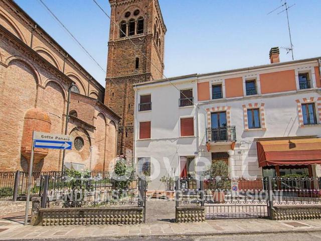Villa in vendita a Bondeno FE