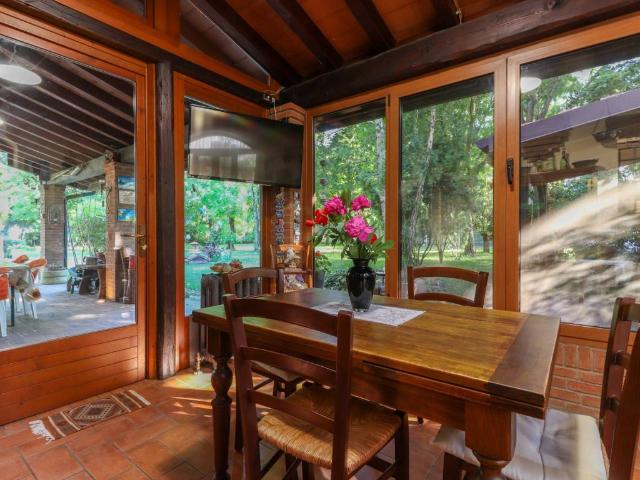 Villa in vendita a Bondeno FE