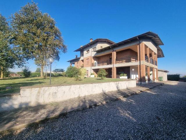 Villa in vendita a Bondeno FE