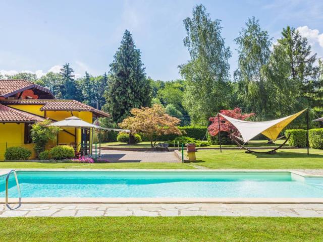 Villa in vendita a Borgo San Dalmazzo CN